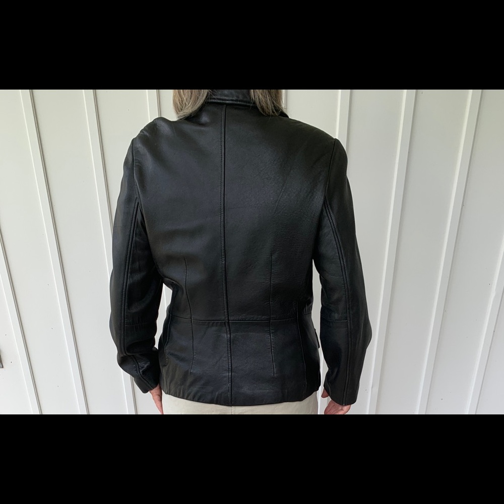 Leather jacket - Picture 2 of 9